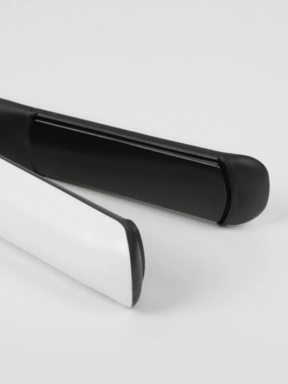 GHD Platinum Plus Professional Flat Iron
